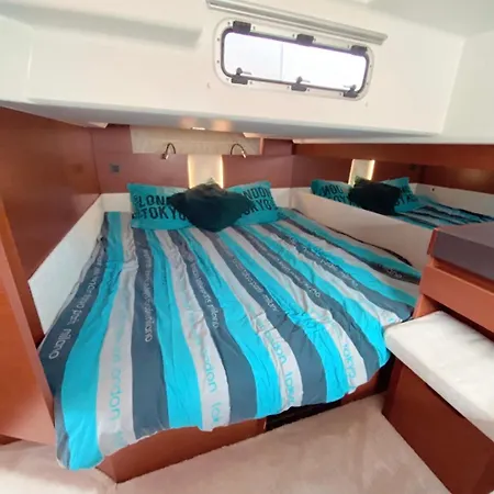Sejour Exceptionnel Sur Un Yacht - Linge & Menage Inclus Отель