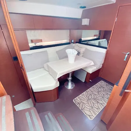 Отель Sejour Exceptionnel Sur Un Yacht - Linge & Menage Inclus *